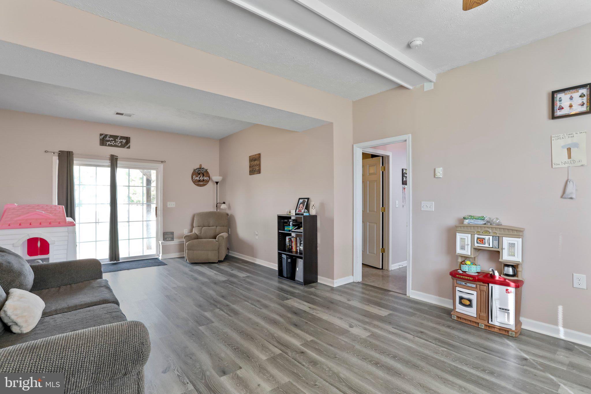 ELIZABETH STATION - Residential