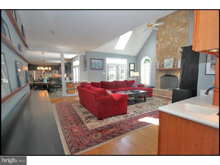 MAPLE HILL - Residential