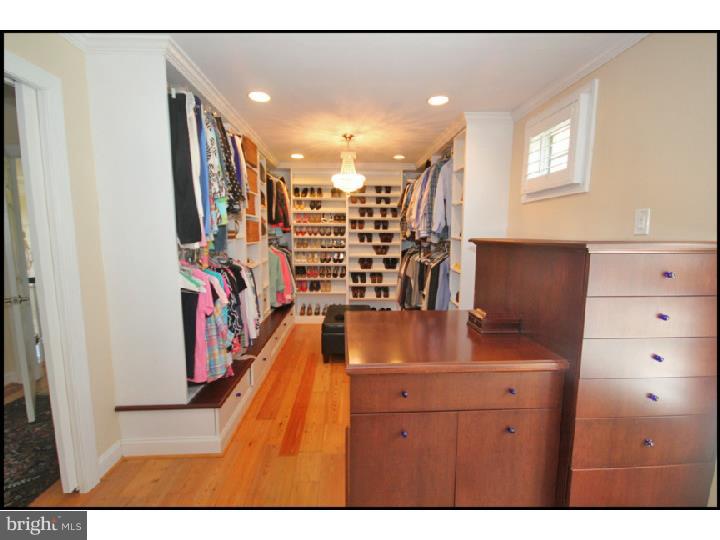 MAPLE HILL - Residential