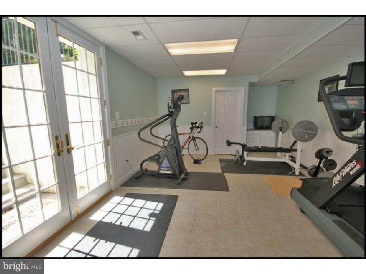 MAPLE HILL - Residential