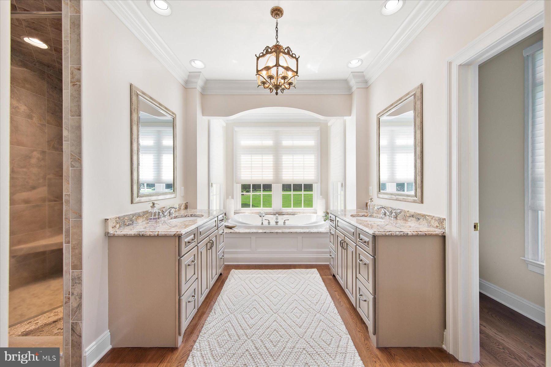 CEDAR CREEK - Residential