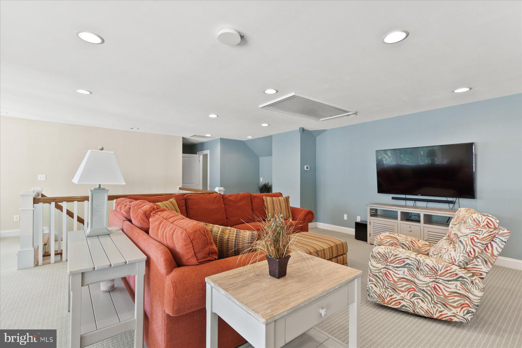 CEDAR CREEK - Residential