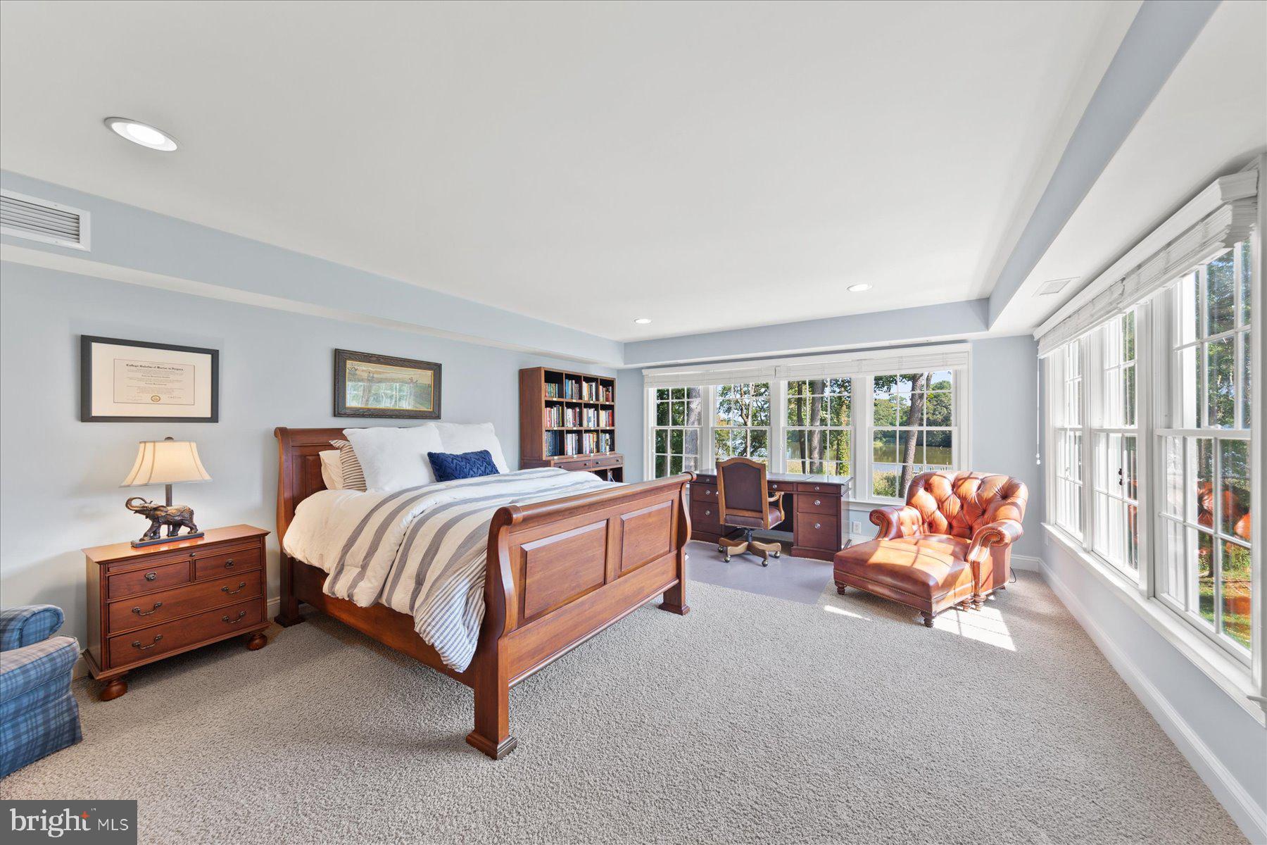 CEDAR CREEK - Residential