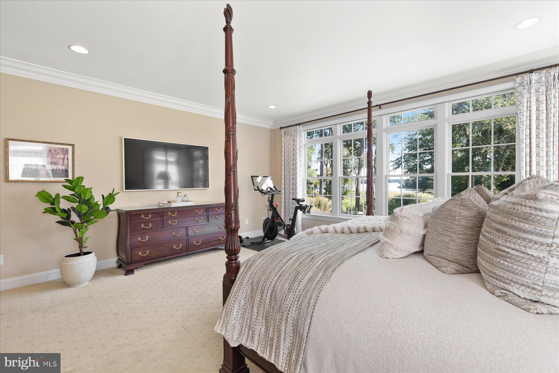 CEDAR CREEK - Residential