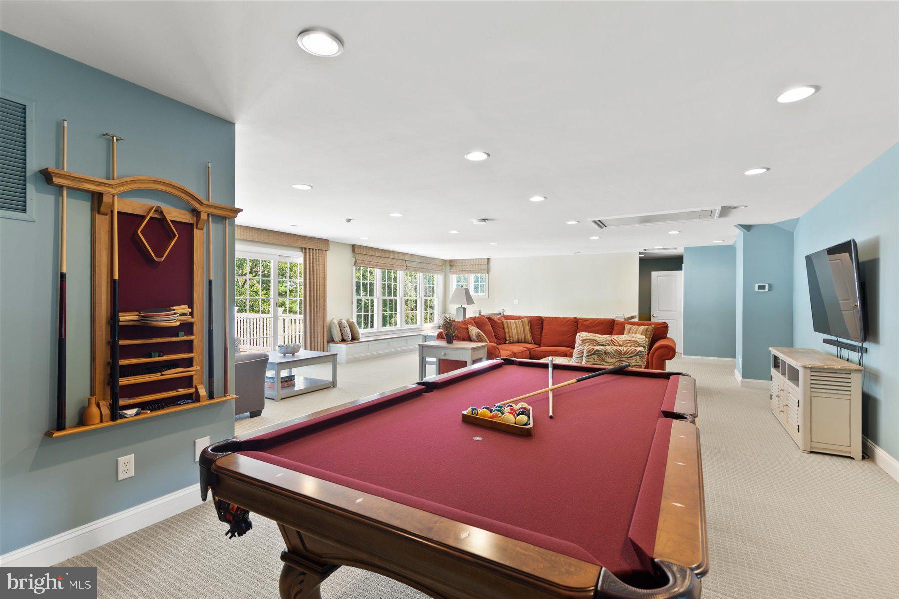 CEDAR CREEK - Residential