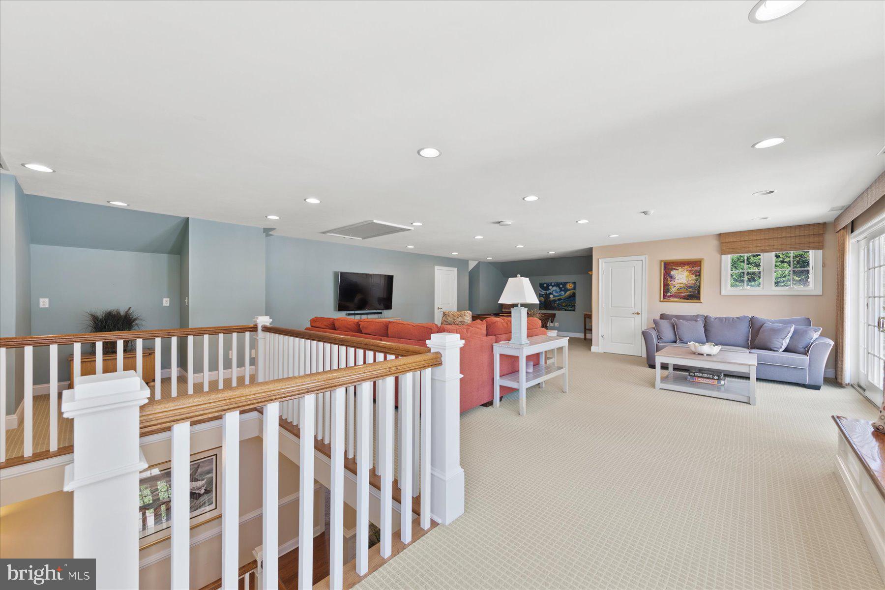 CEDAR CREEK - Residential