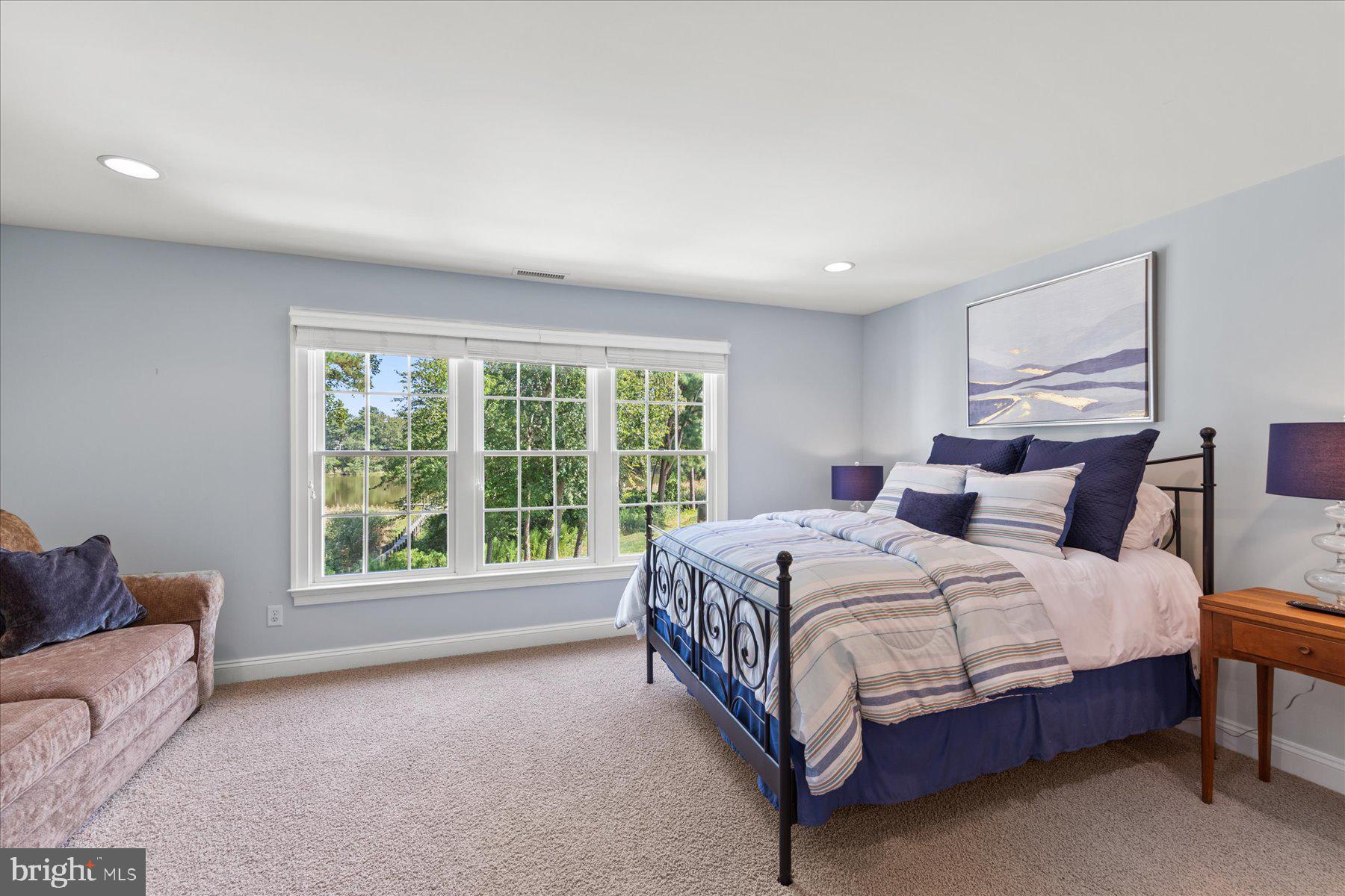 CEDAR CREEK - Residential