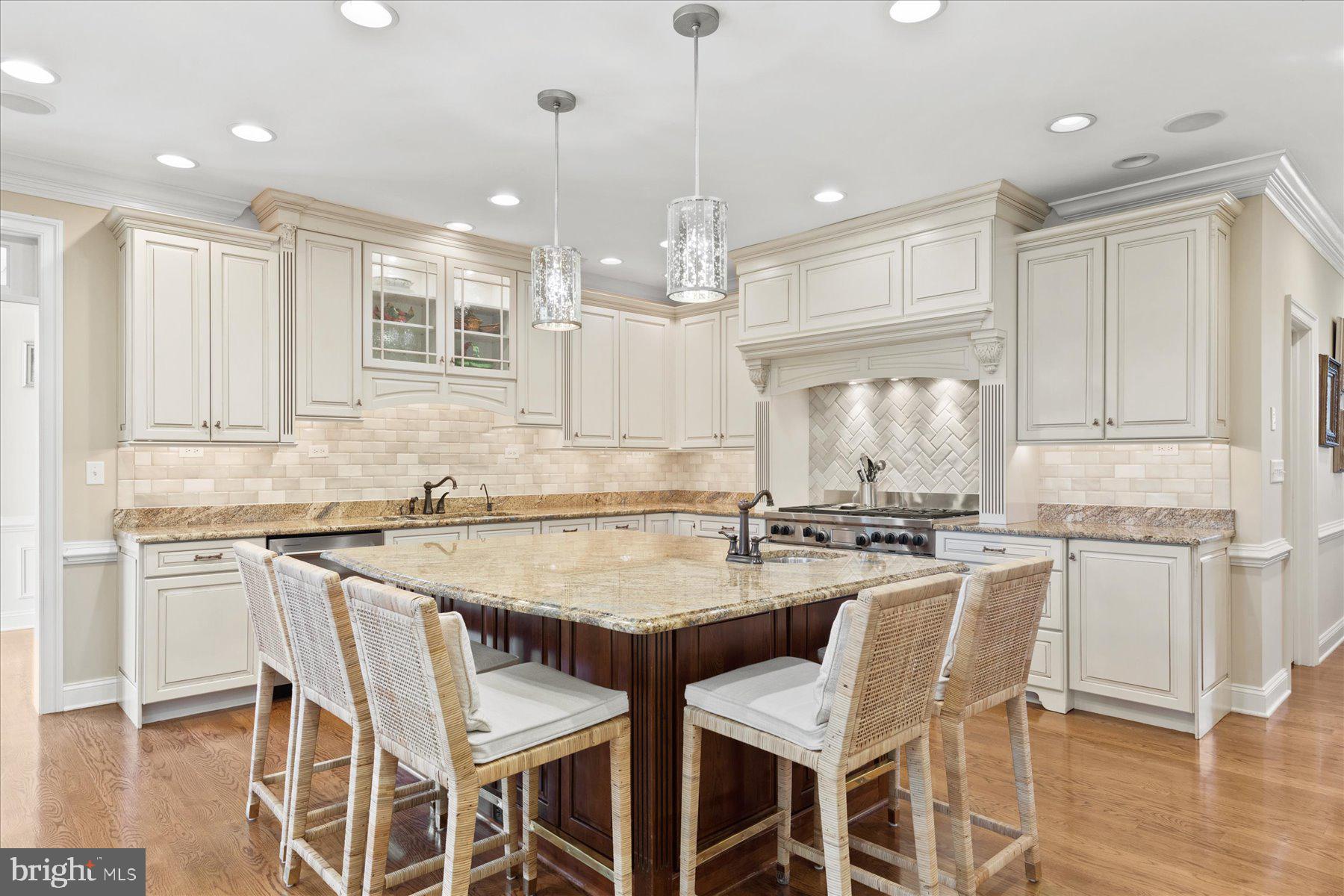 CEDAR CREEK - Residential