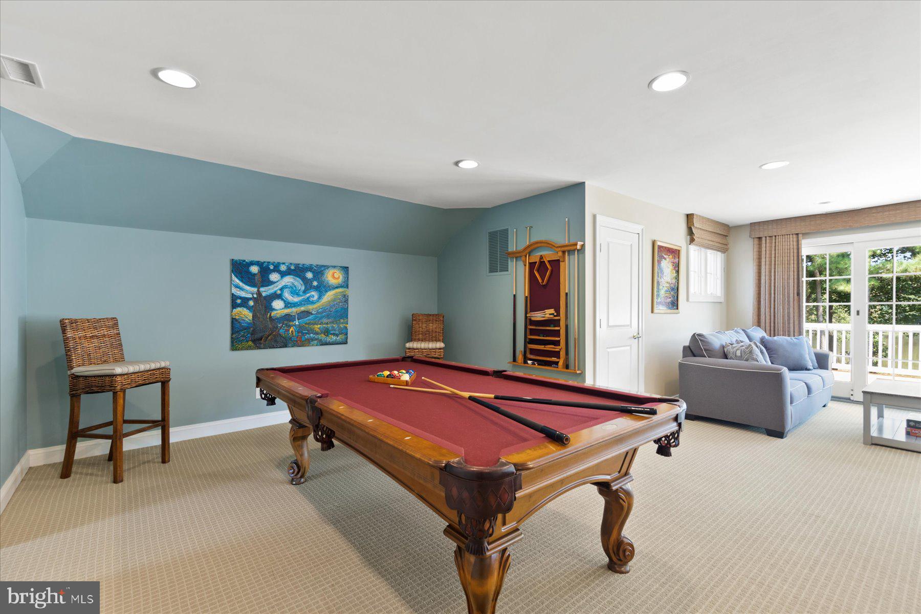 CEDAR CREEK - Residential