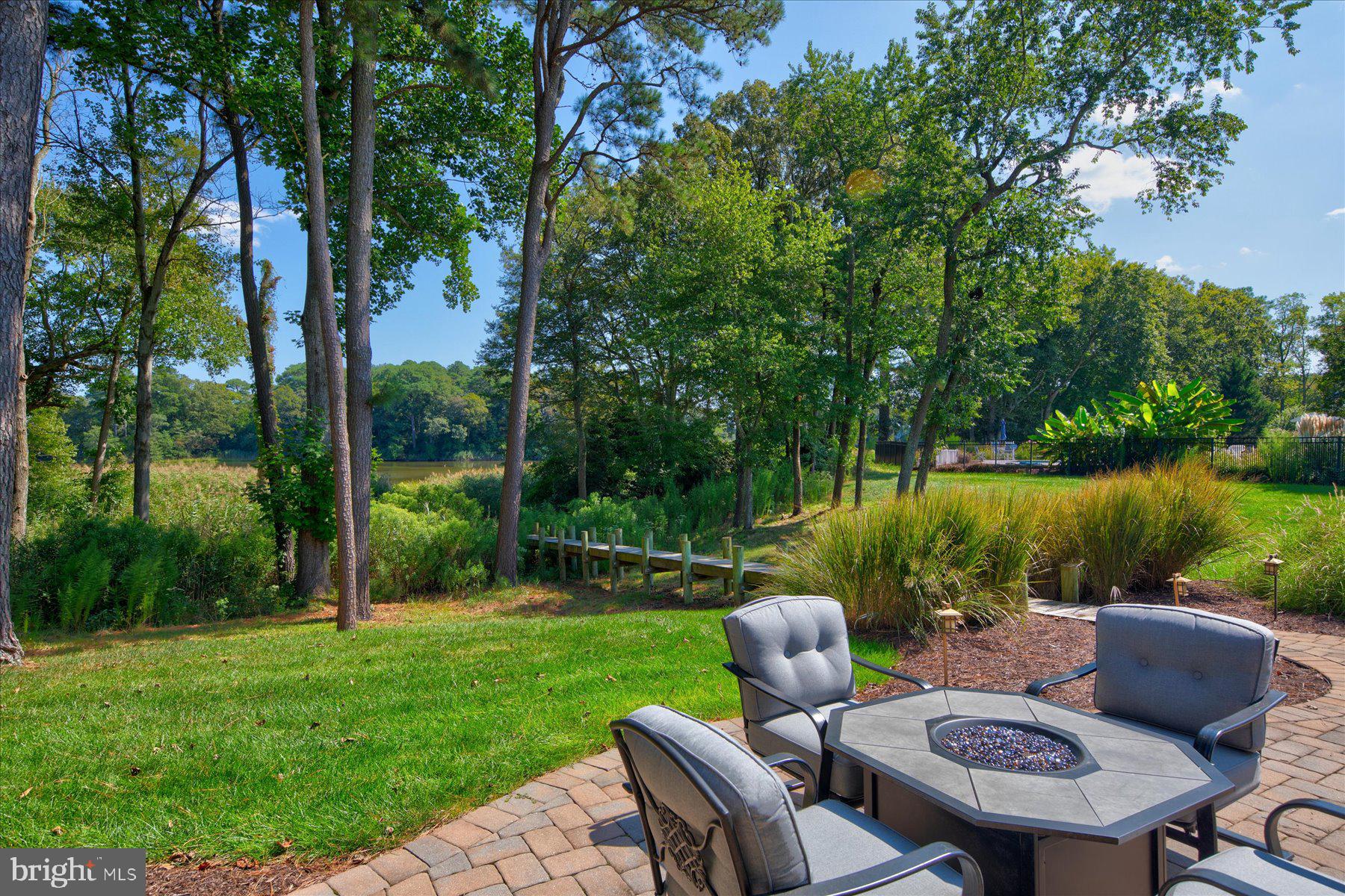 CEDAR CREEK - Residential