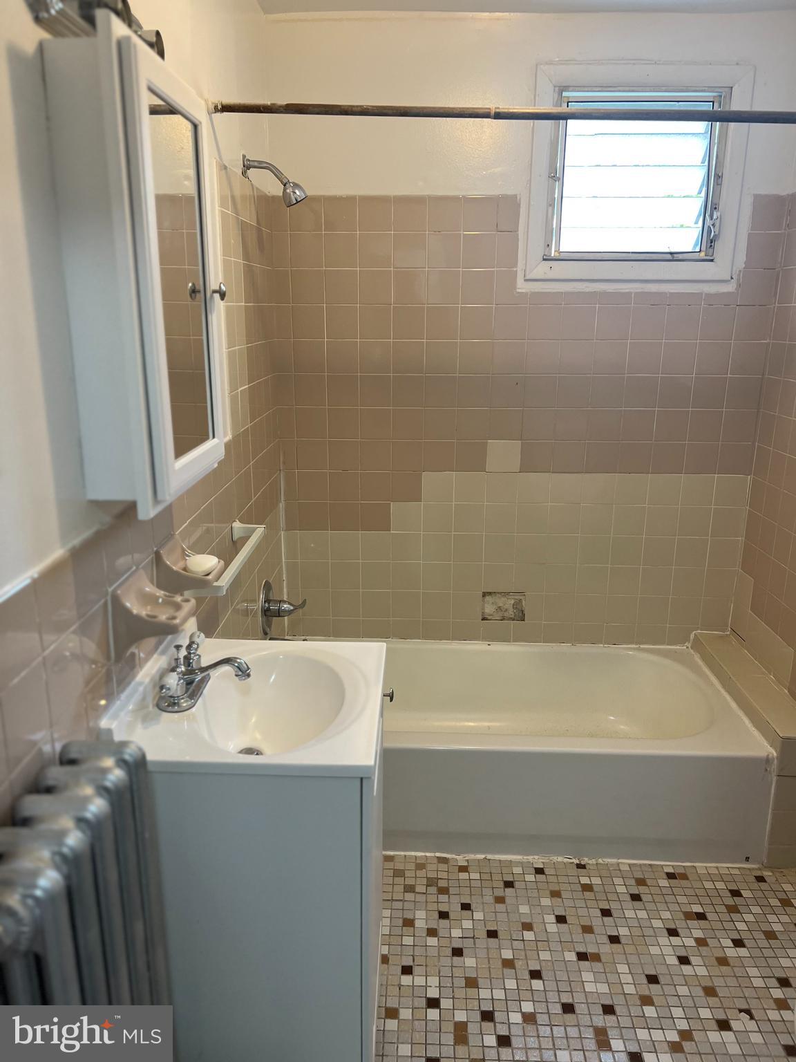 GERMANTOWN - Residential