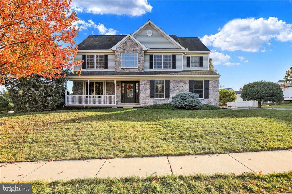 Photo of 535 Conoy Avenue, ELIZABETHTOWN, PA 17022 (MLS # PALA2062888)