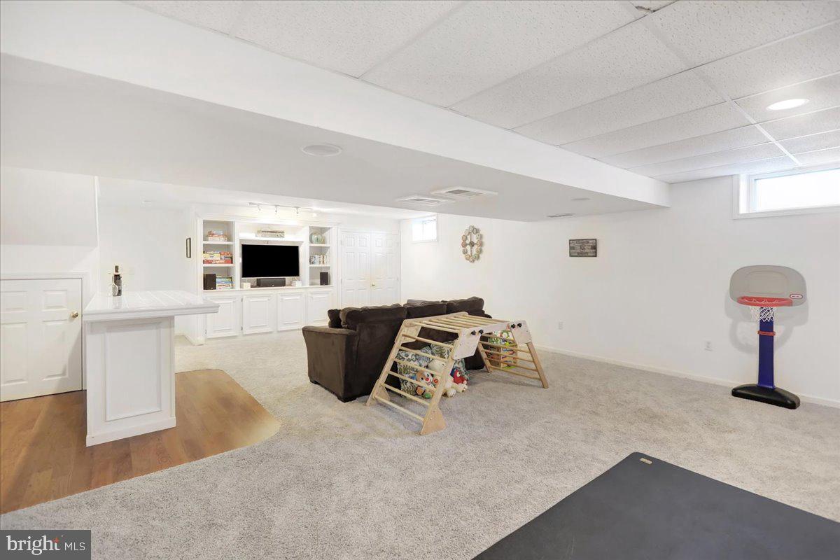 NORTHBROOKE - Residential