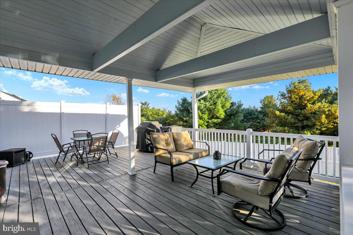 NORTHBROOKE - Residential