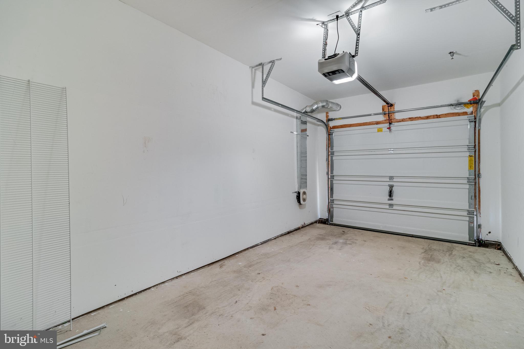 THE RESIDENCES OF WILDEWOOD - Residential