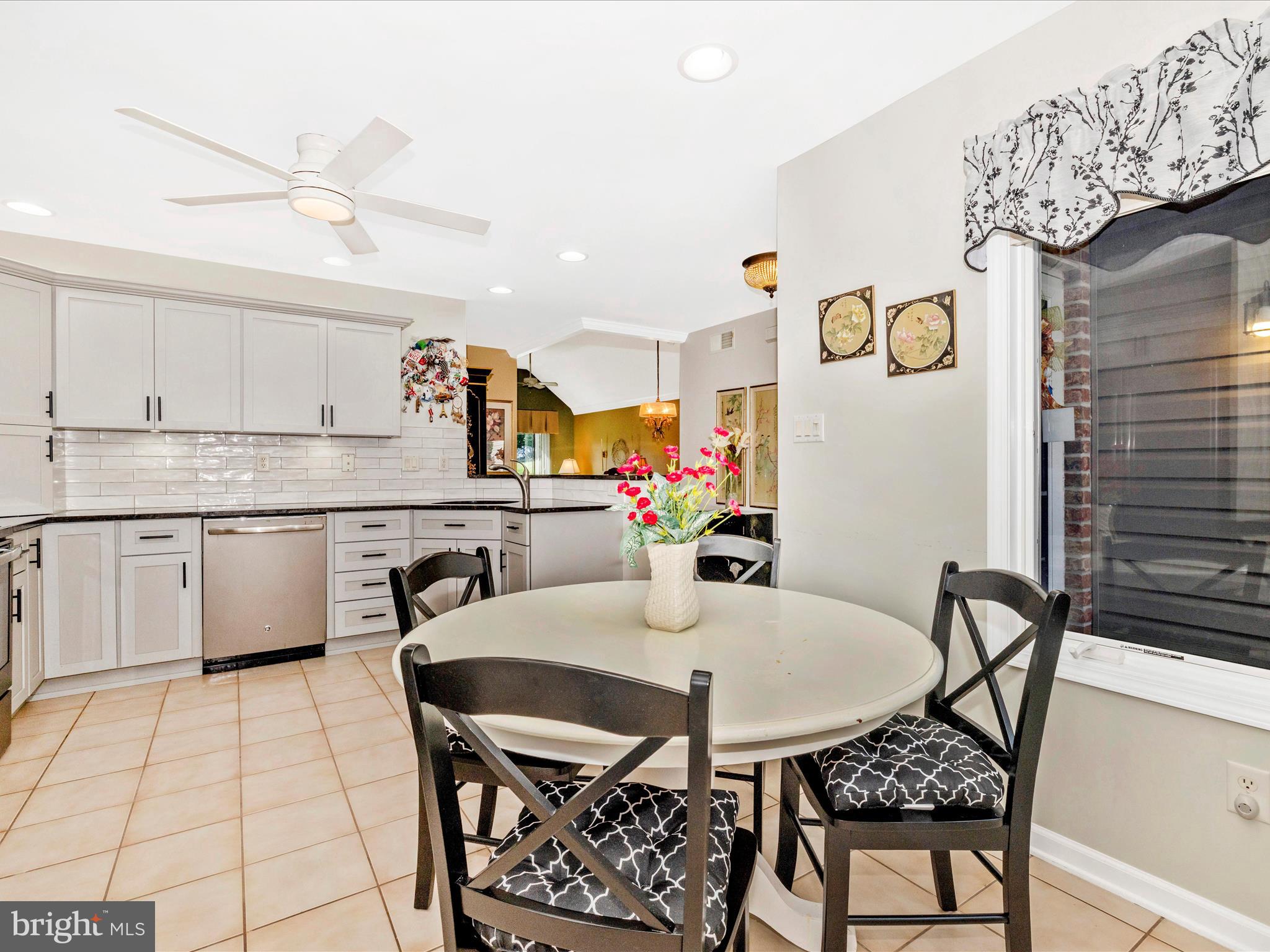 PENN NATIONAL ESTATES - Residential