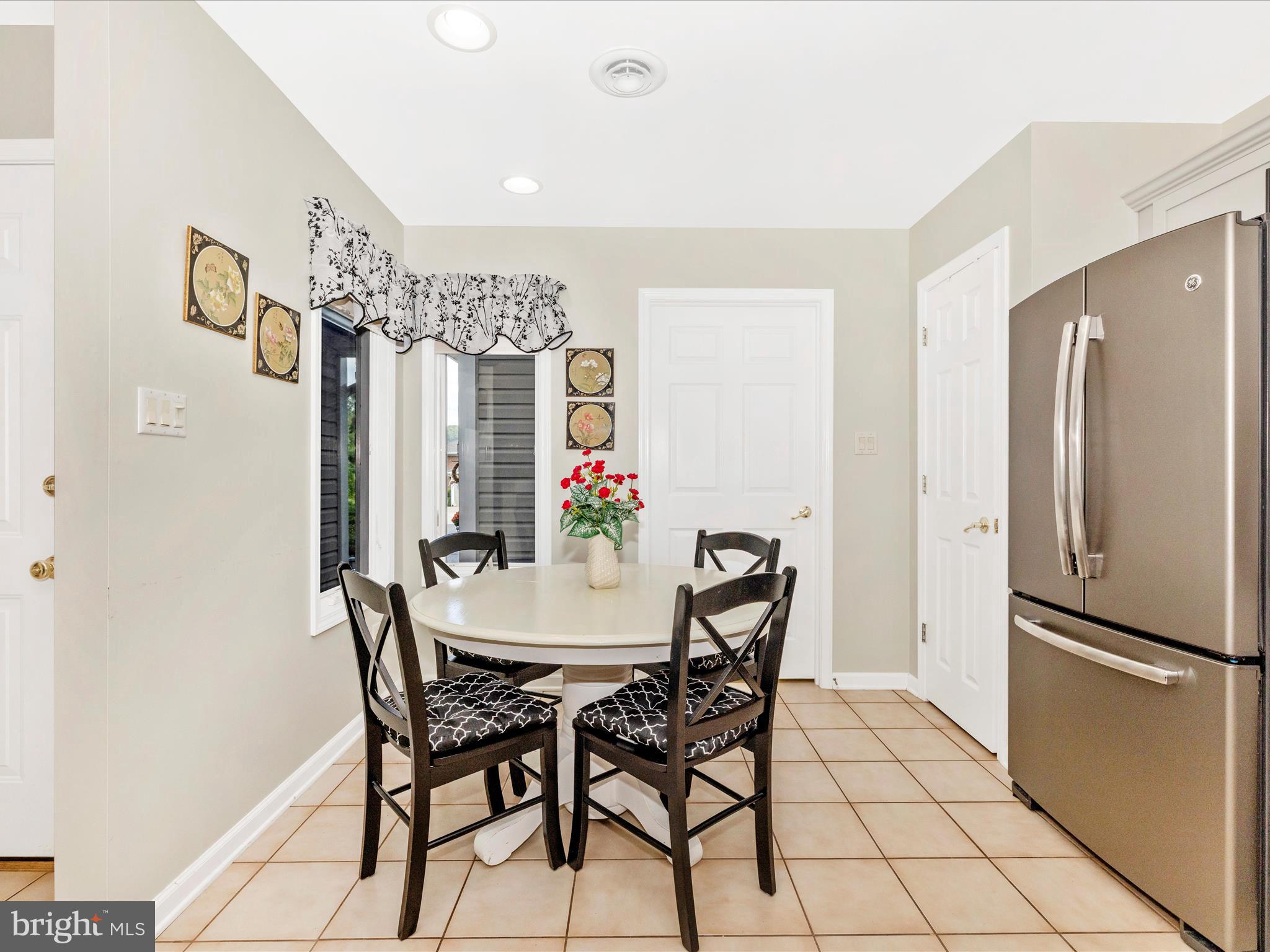 PENN NATIONAL ESTATES - Residential