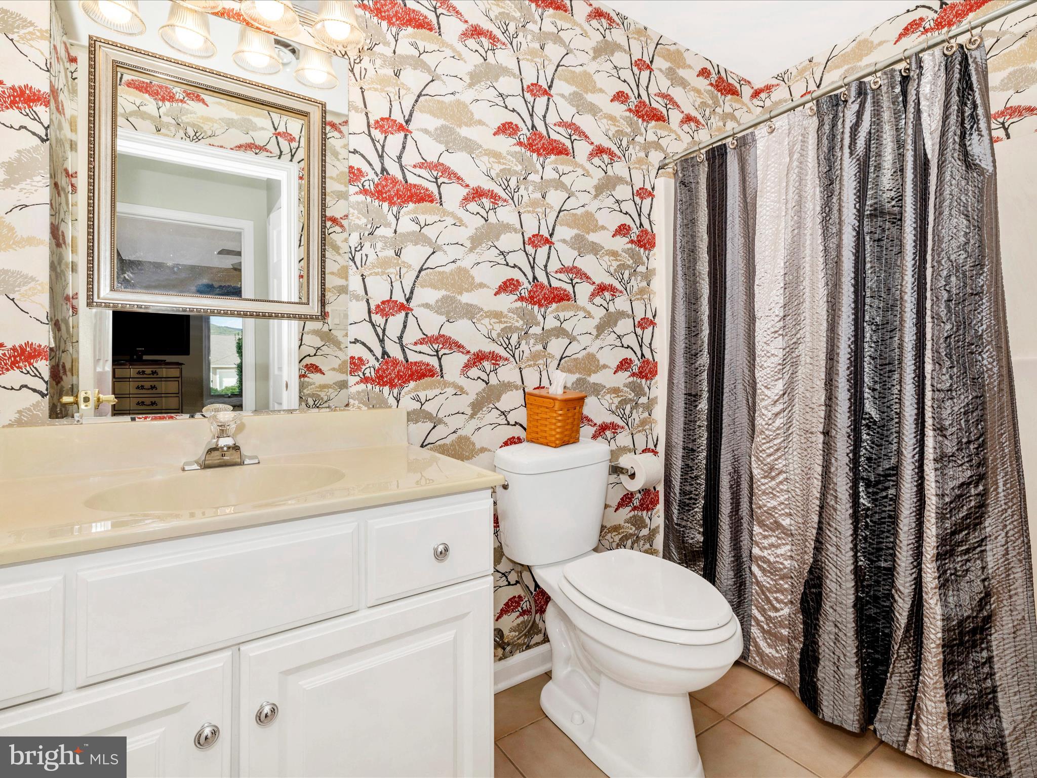 PENN NATIONAL ESTATES - Residential