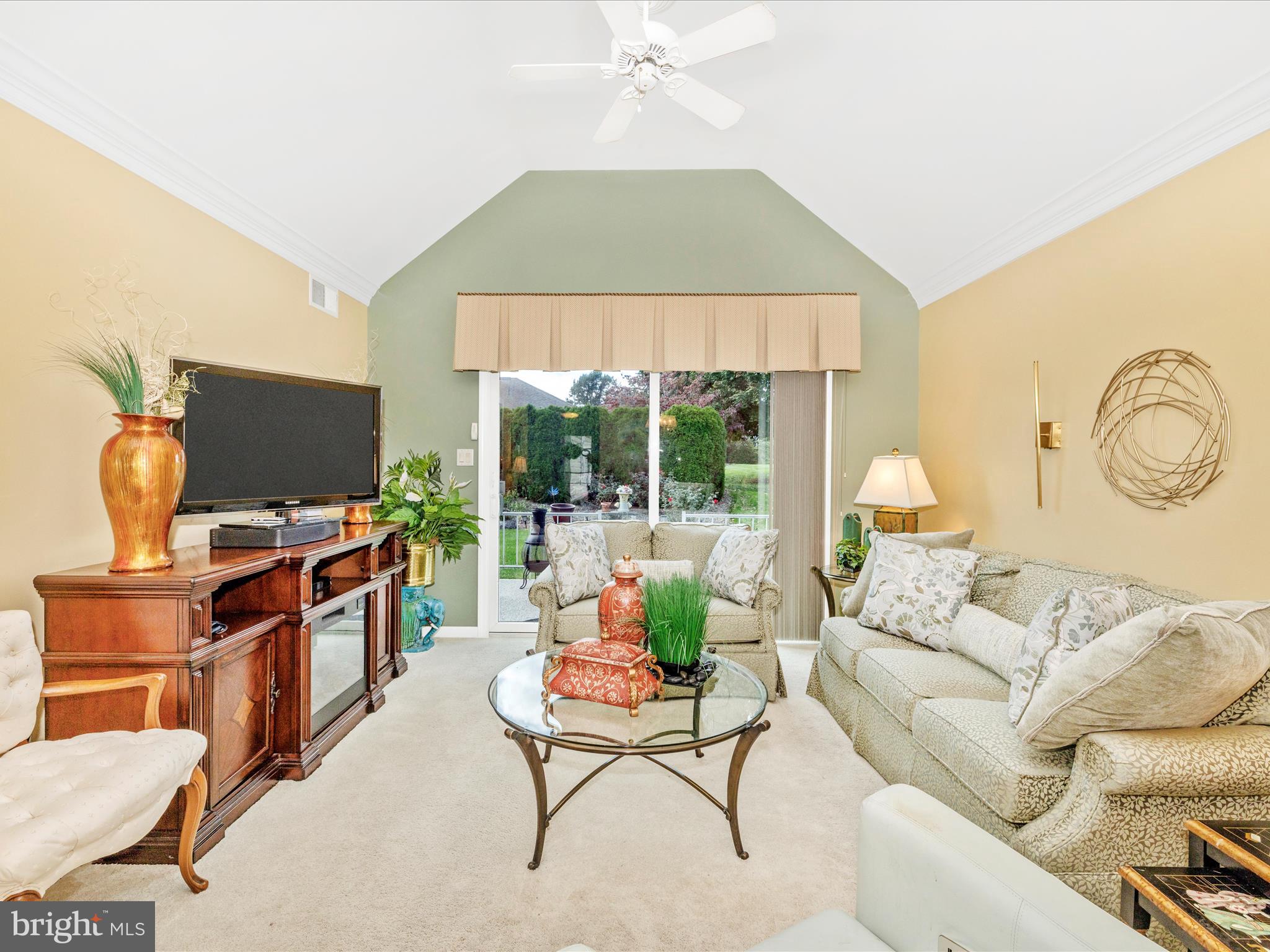 PENN NATIONAL ESTATES - Residential