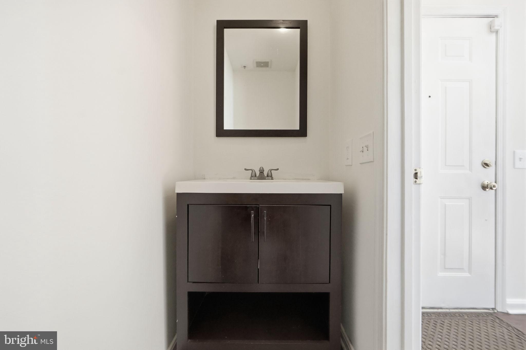 CLOVERLEAF COMMONS - Residential