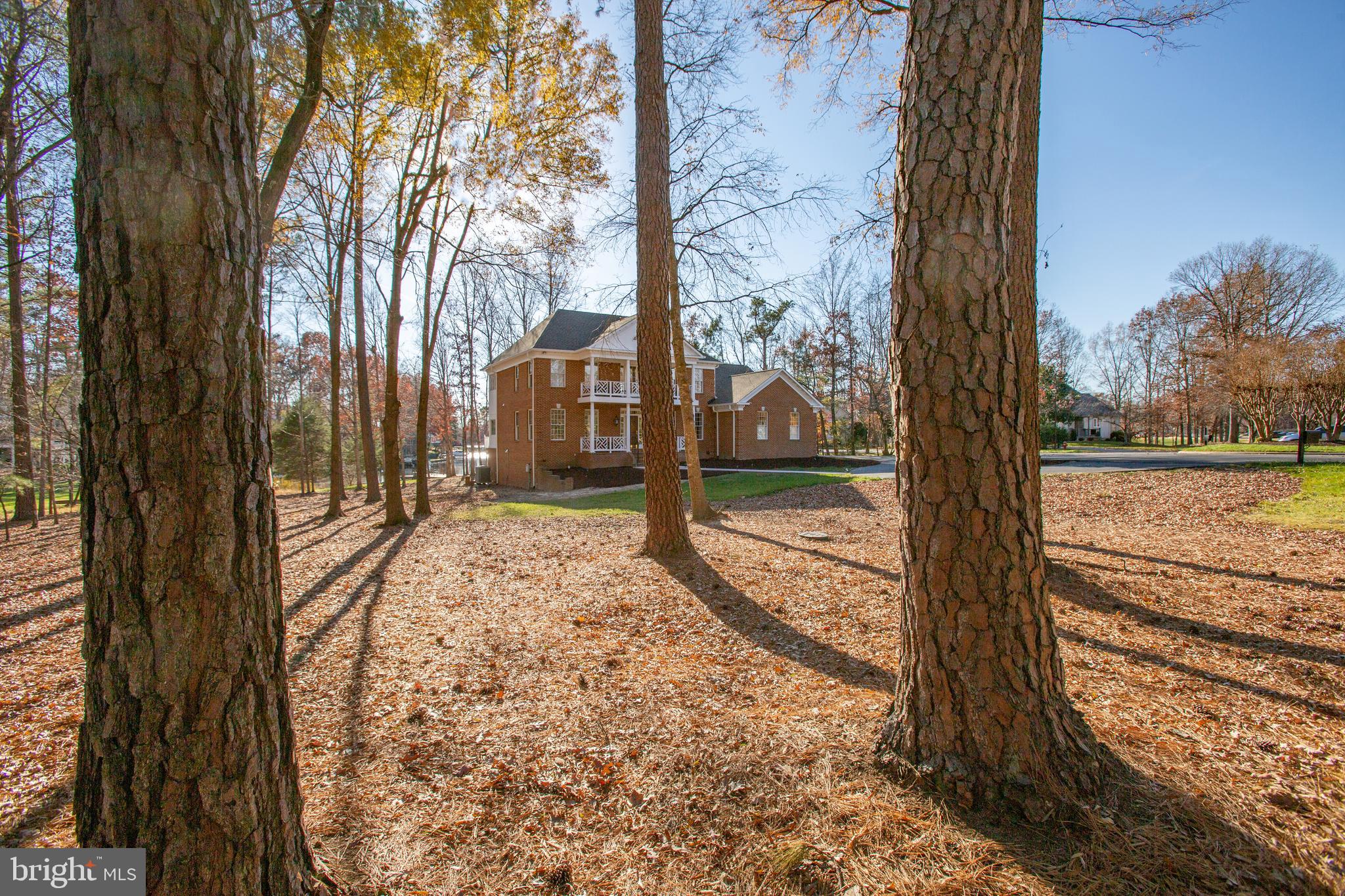 FAWN LAKE - Residential