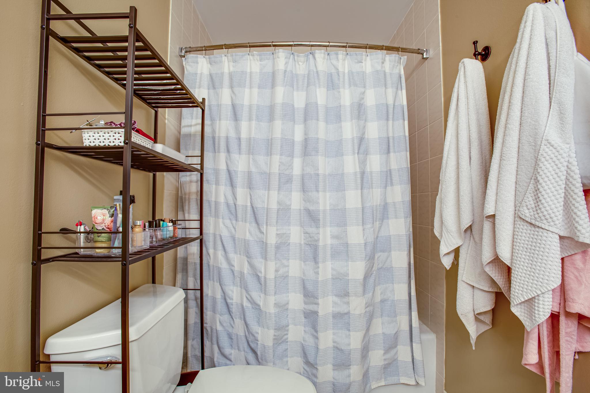 FAWN LAKE - Residential