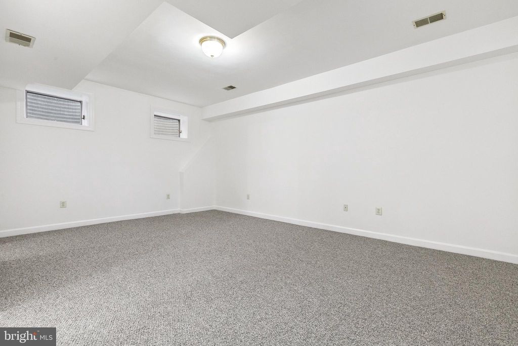 listing image 87