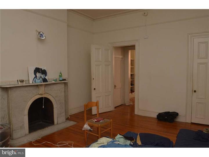 RITTENHOUSE SQUARE - Residential Income