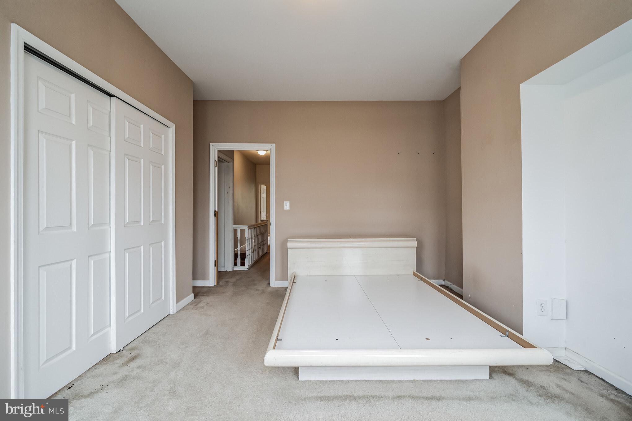 FRANKFORD - Residential