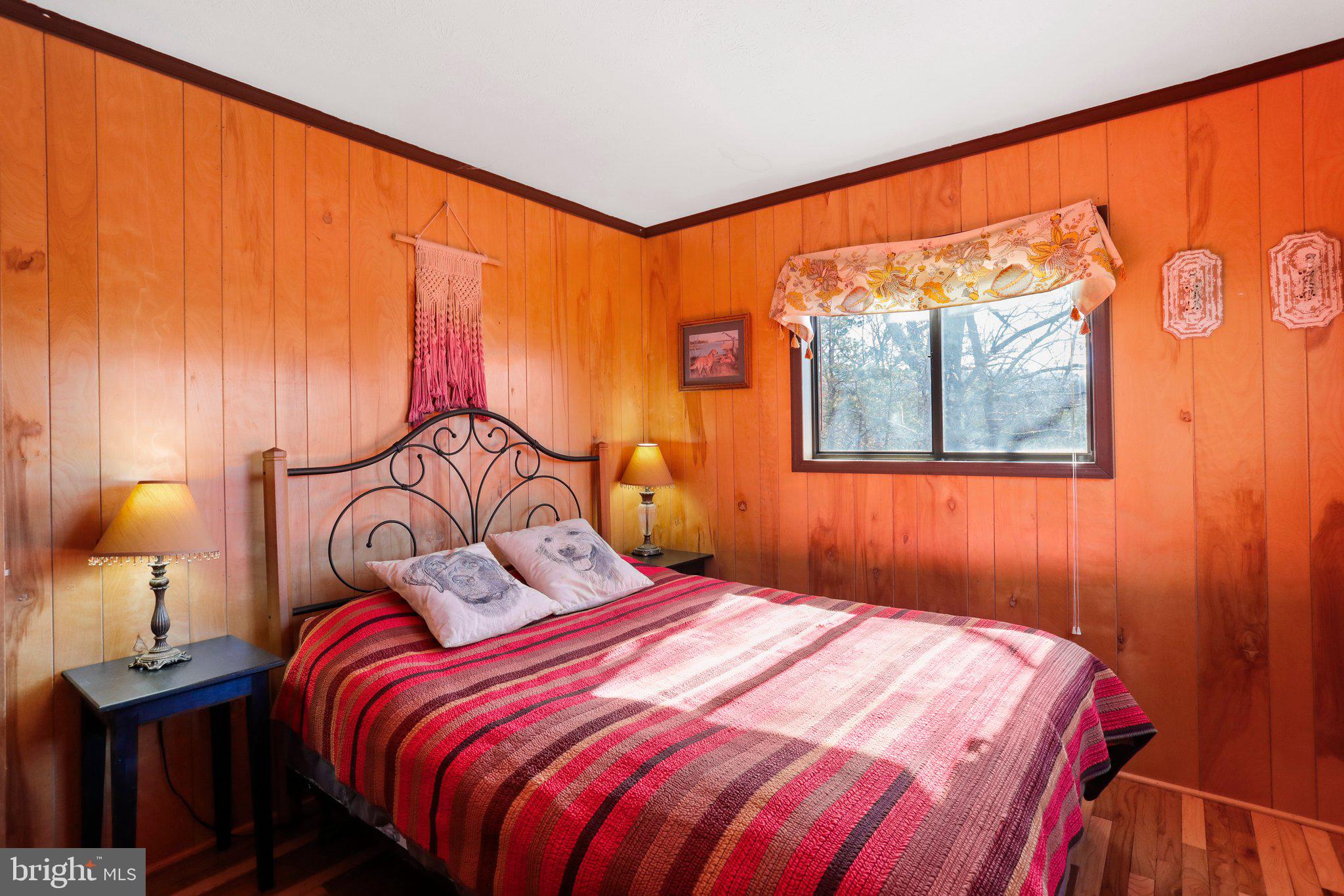 LITTLE MOUNTAIN ESTATES - Residential