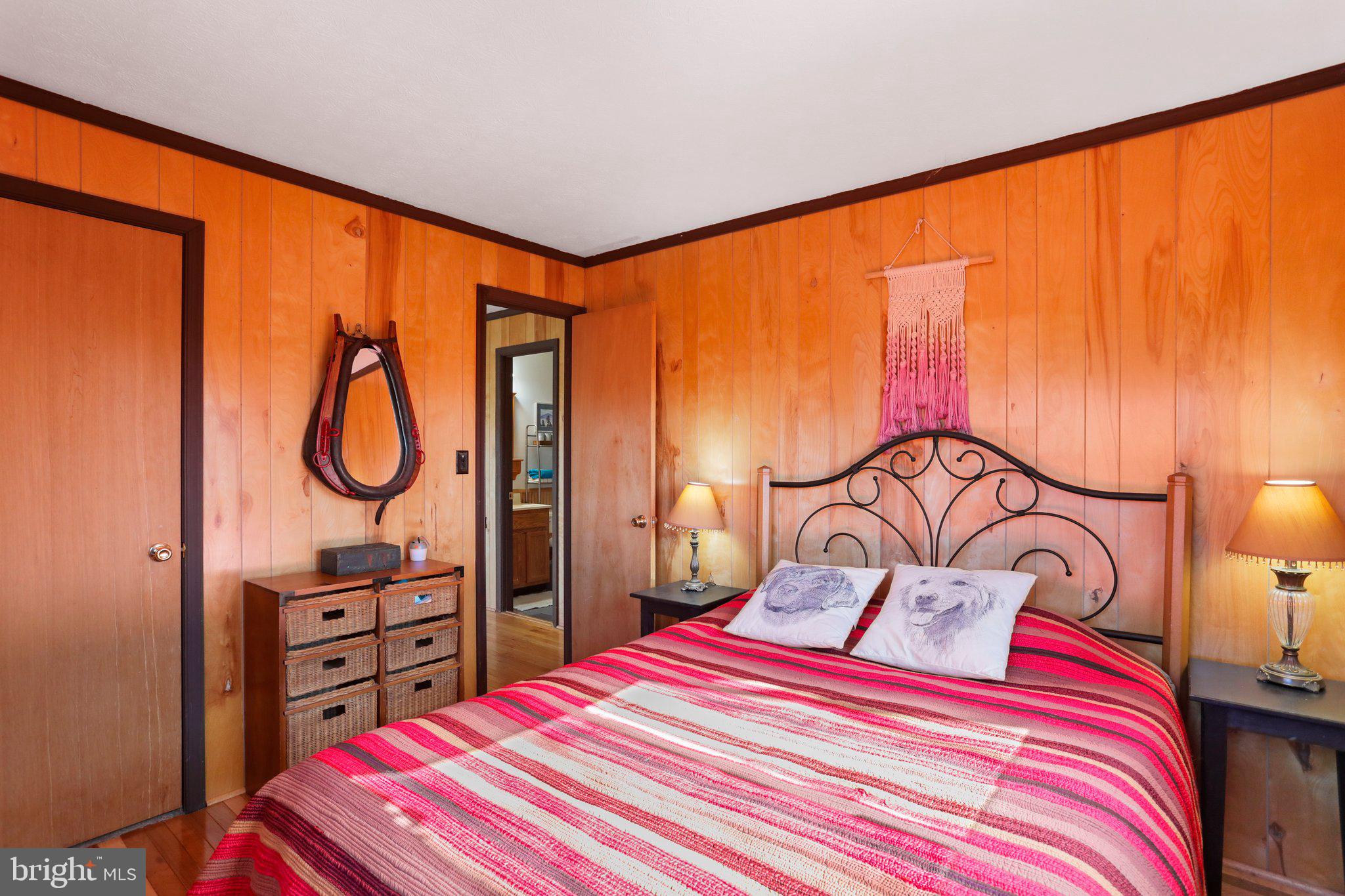 LITTLE MOUNTAIN ESTATES - Residential