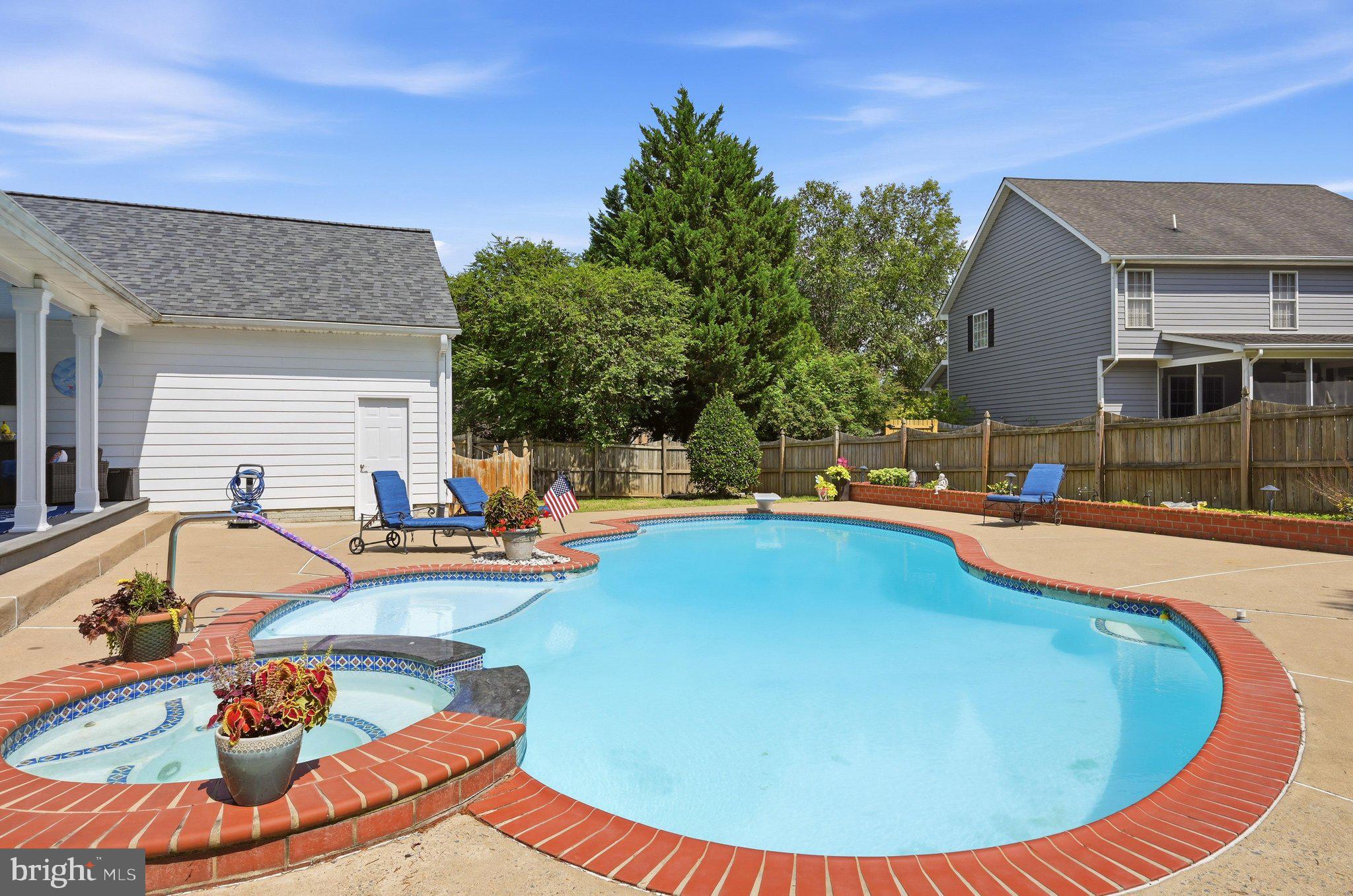 200 FAIRFIELD DRIVE