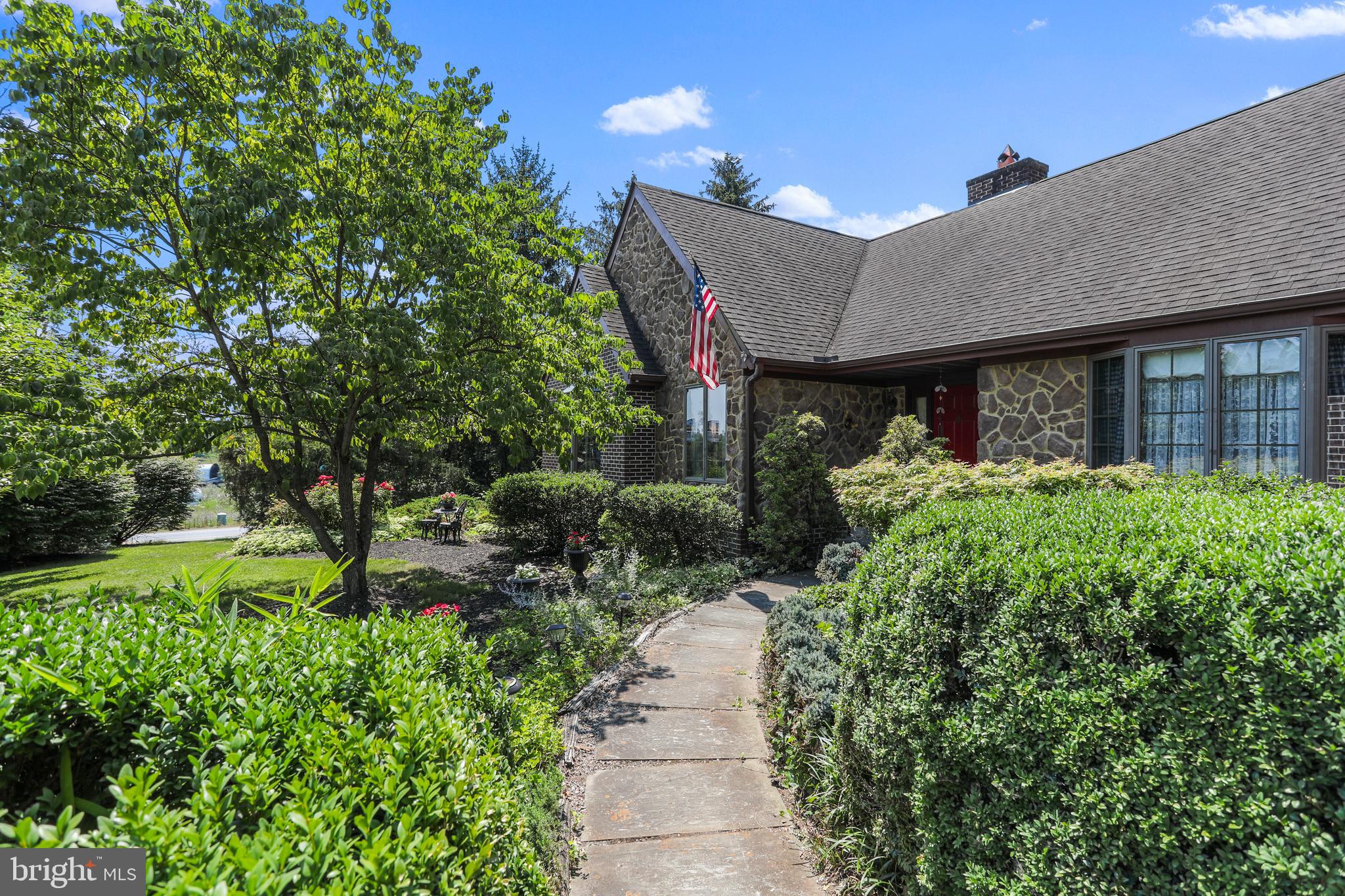 STONELEIGH - Residential