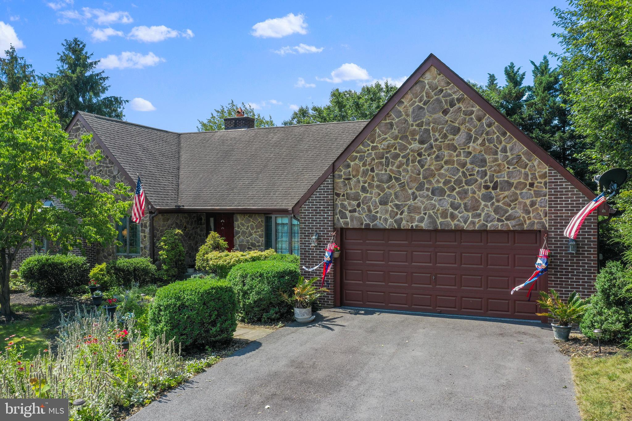 STONELEIGH - Residential