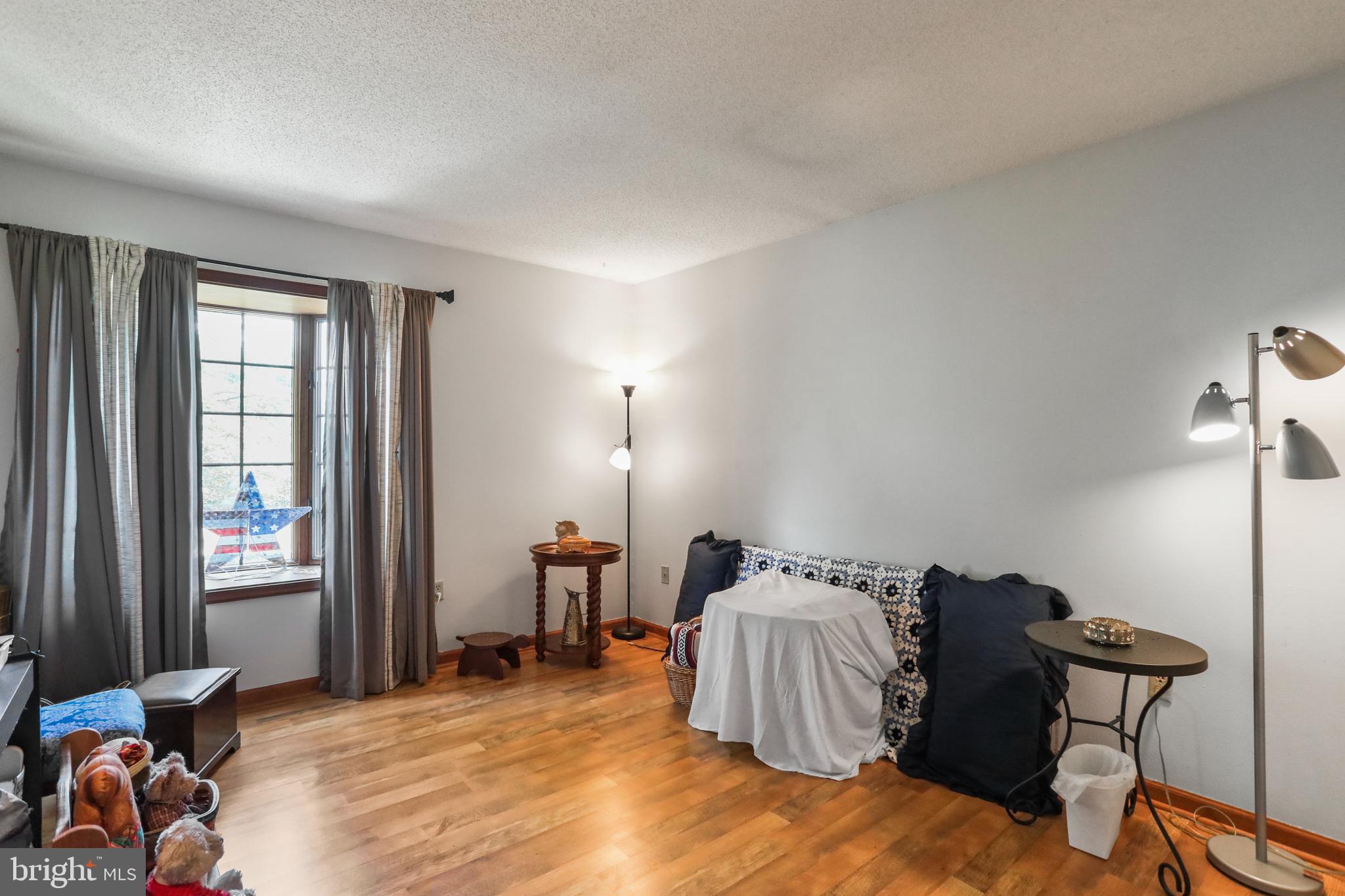 STONELEIGH - Residential