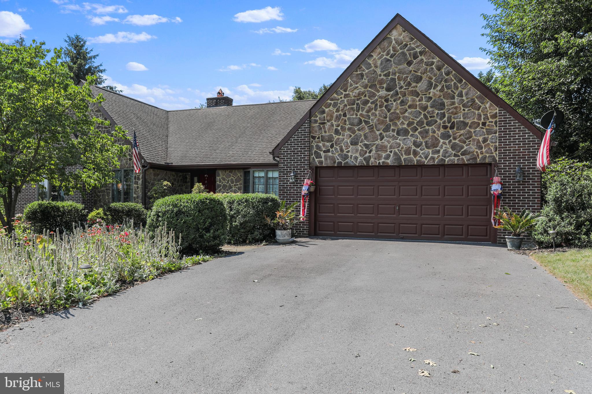 STONELEIGH - Residential