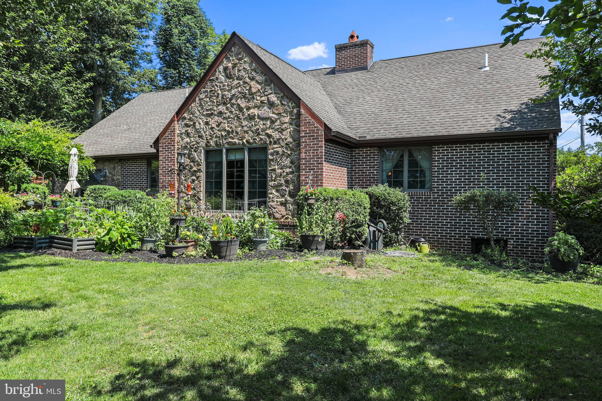 STONELEIGH - Residential