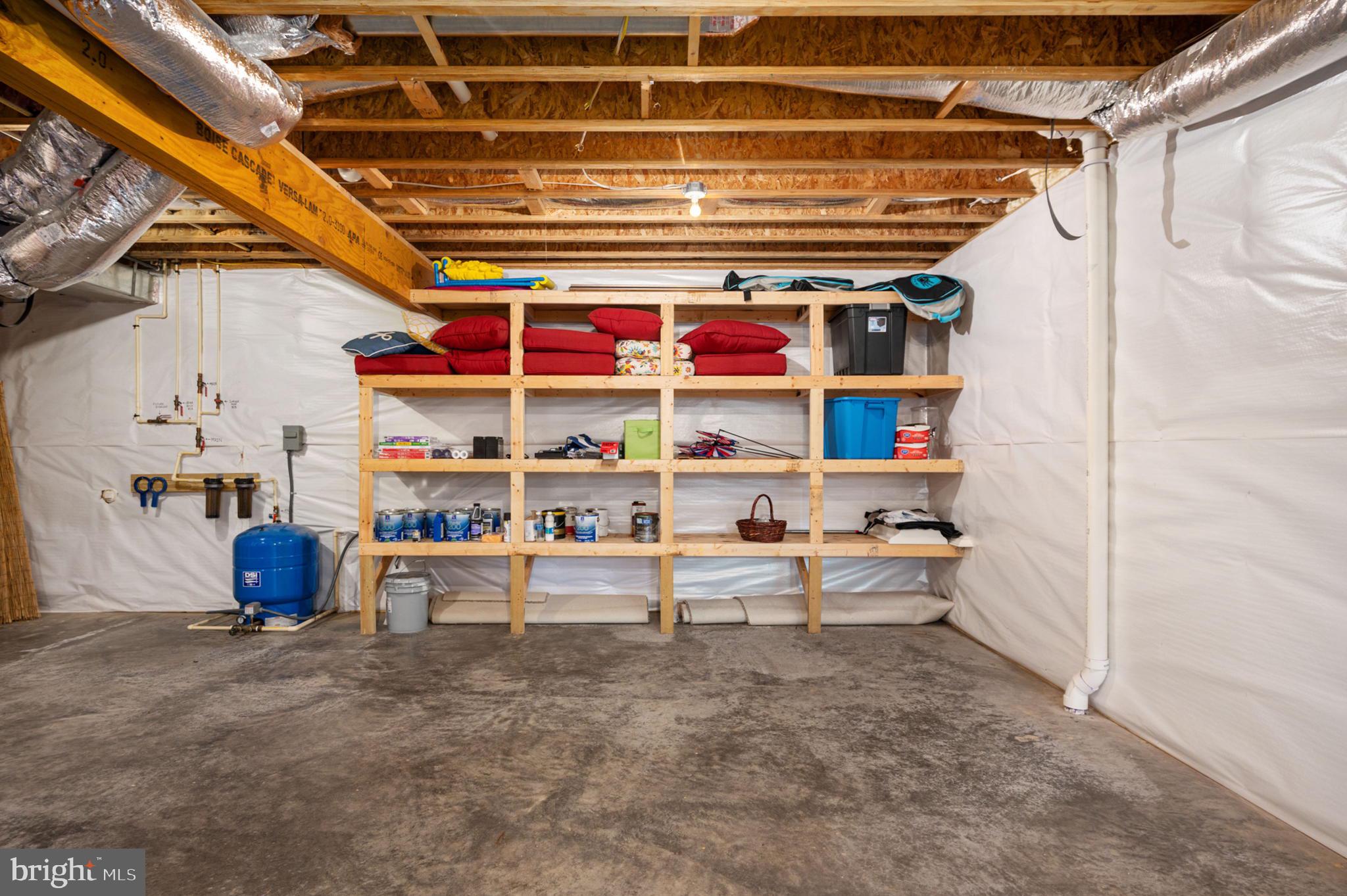 MAPLE SPRINGS - Residential