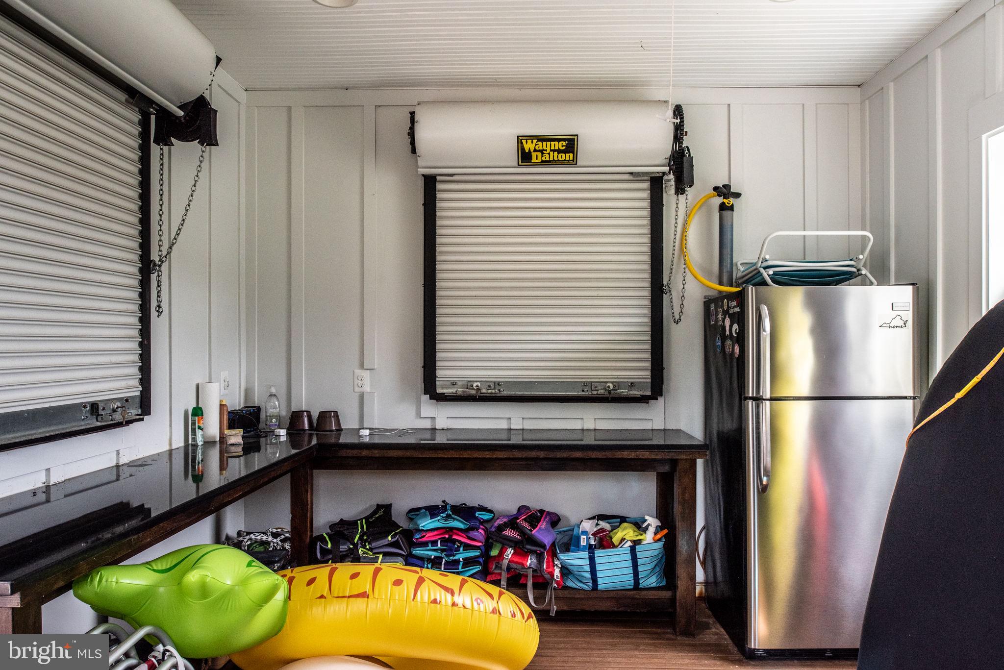 MAPLE SPRINGS - Residential