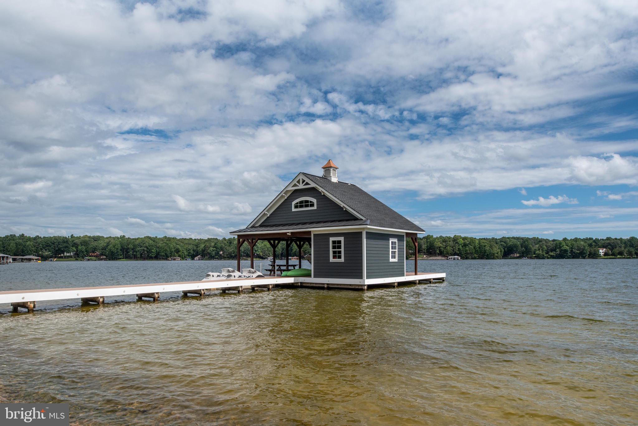 MAPLE SPRINGS - Residential