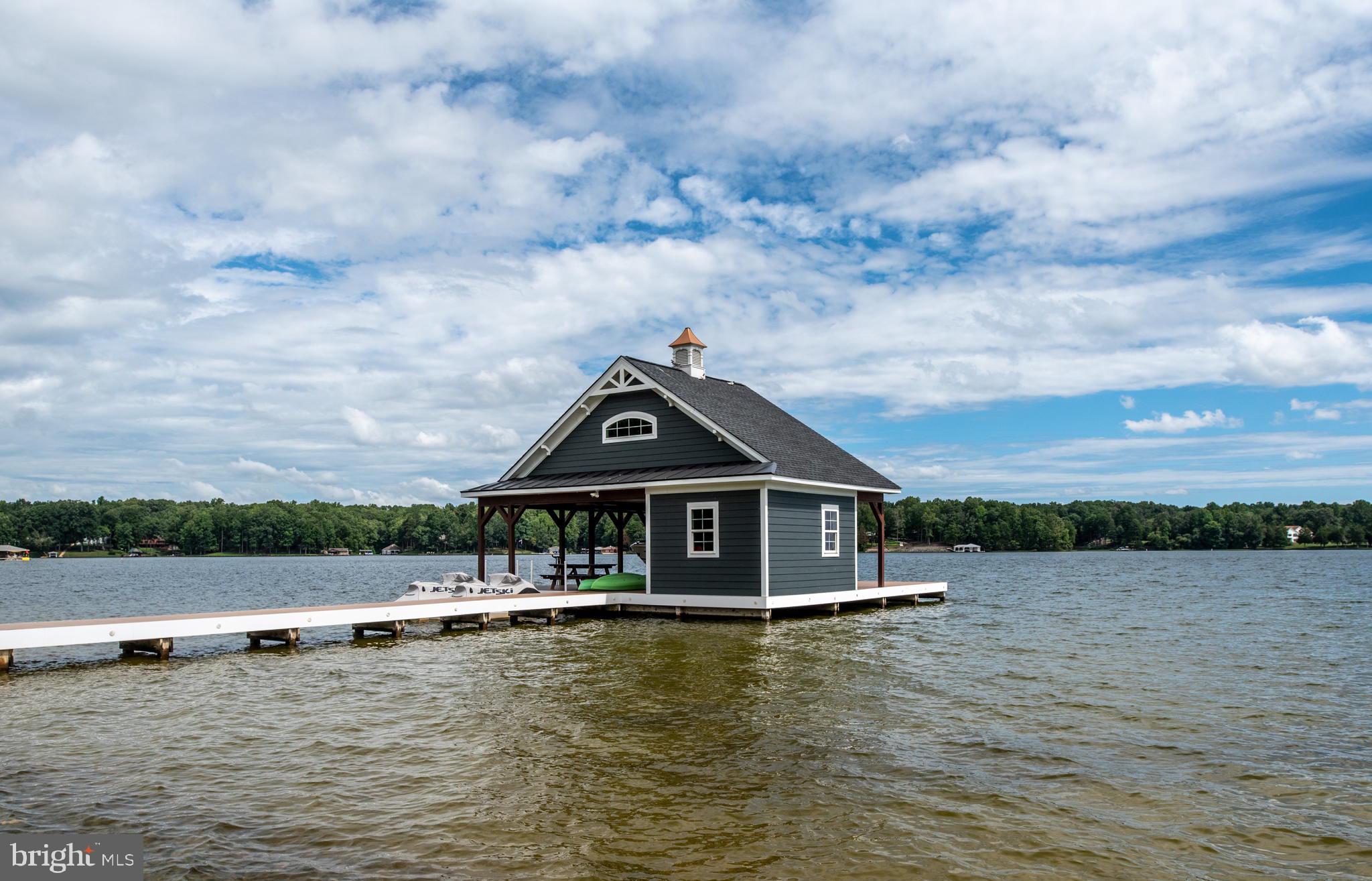 MAPLE SPRINGS - Residential