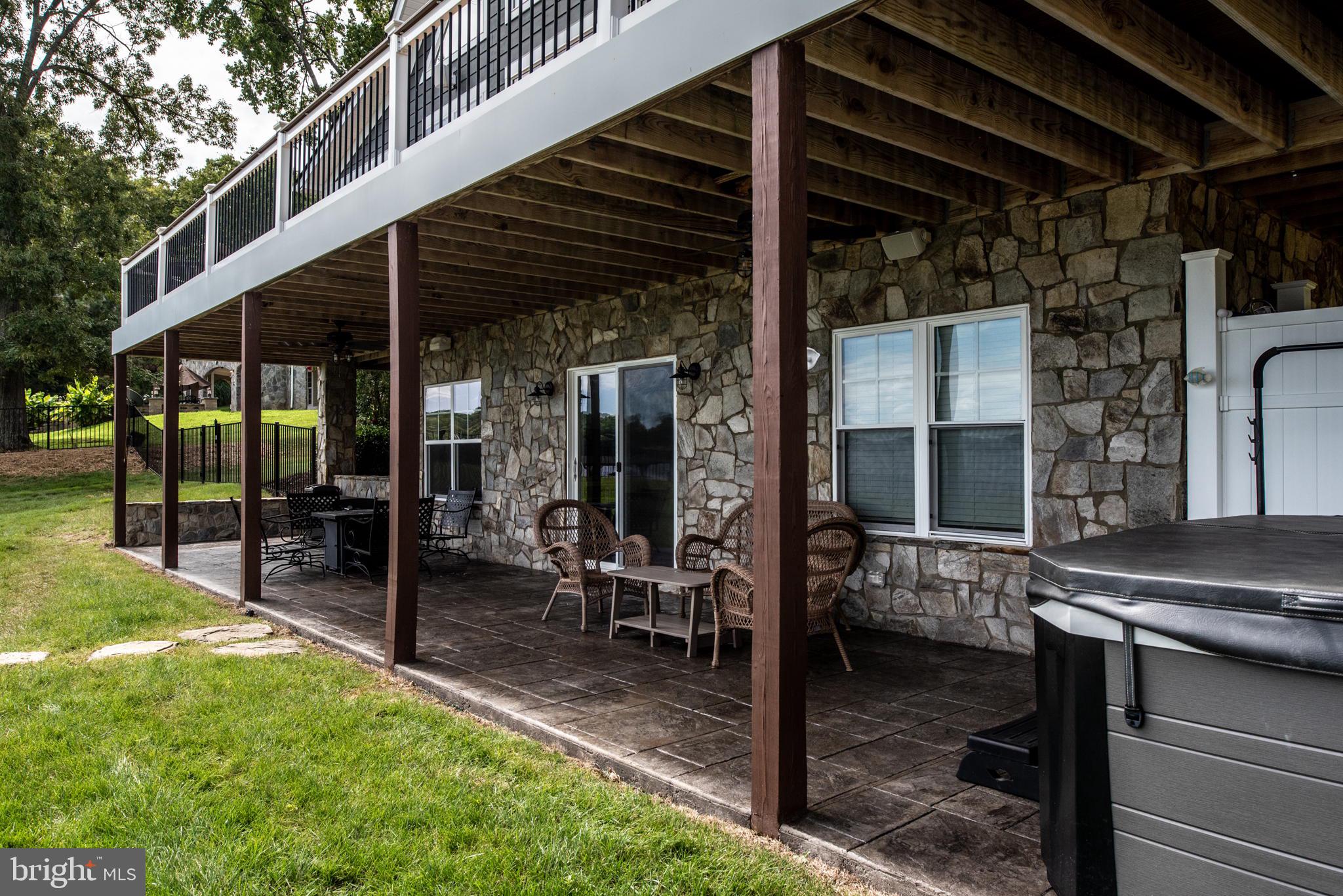 MAPLE SPRINGS - Residential