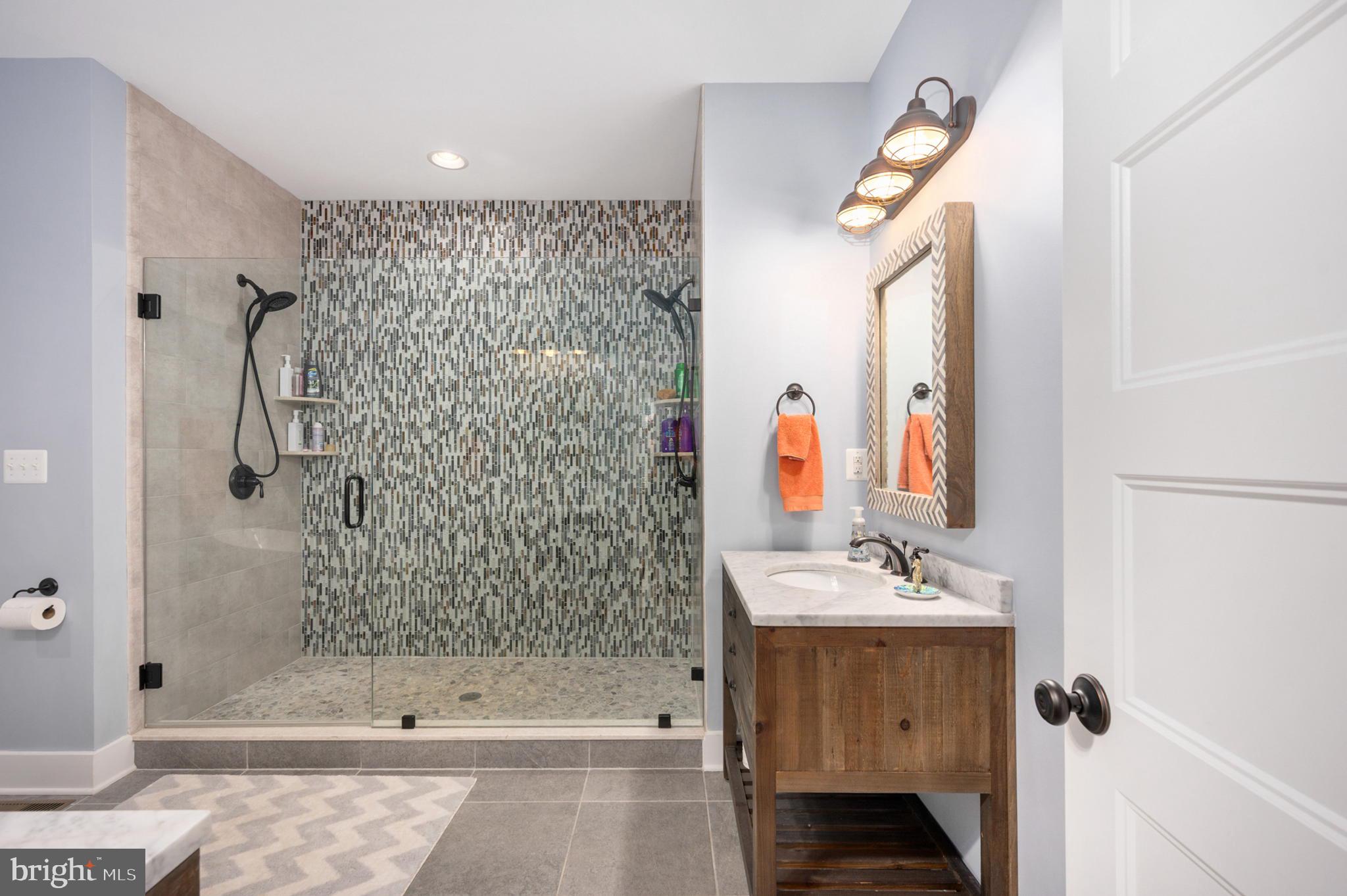 MAPLE SPRINGS - Residential