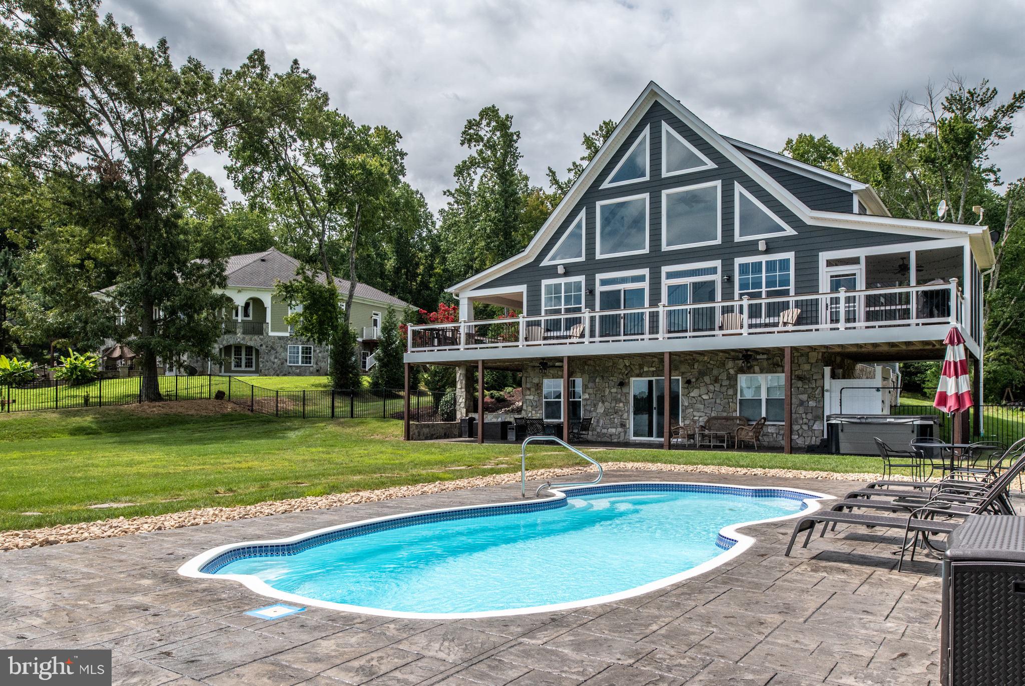 MAPLE SPRINGS - Residential