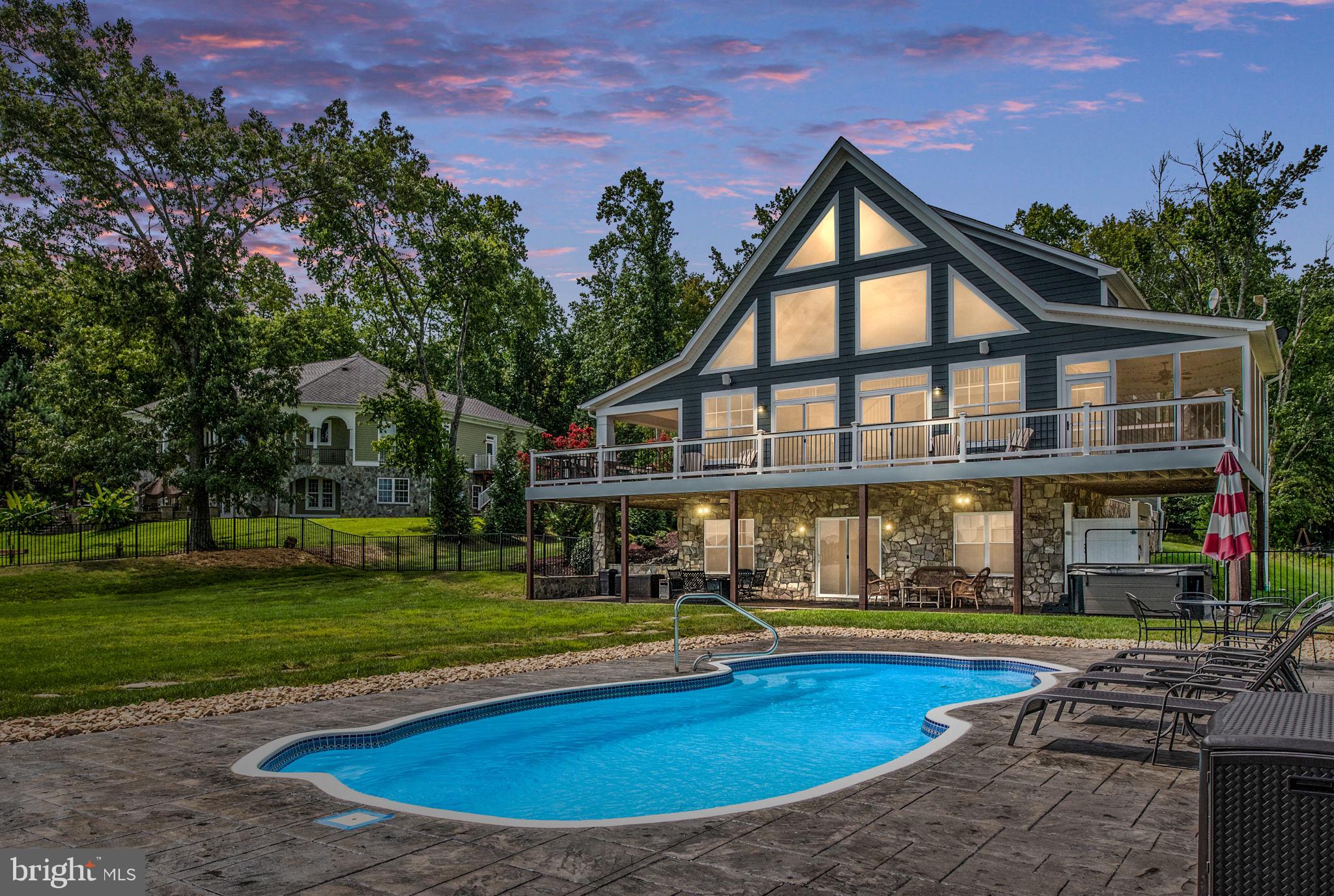 MAPLE SPRINGS - Residential