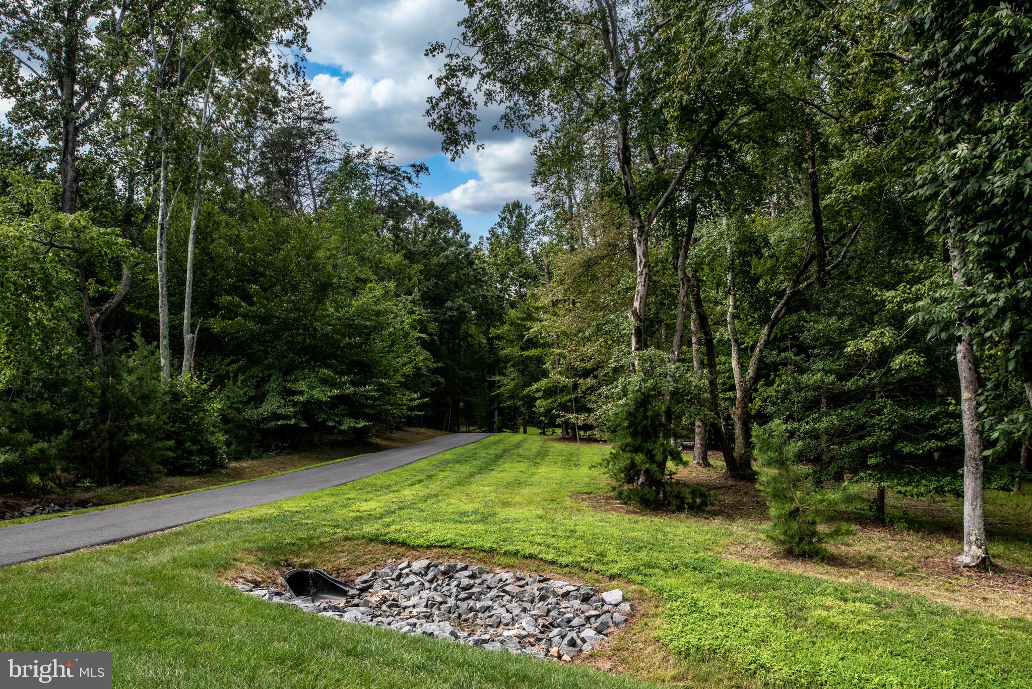 MAPLE SPRINGS - Residential