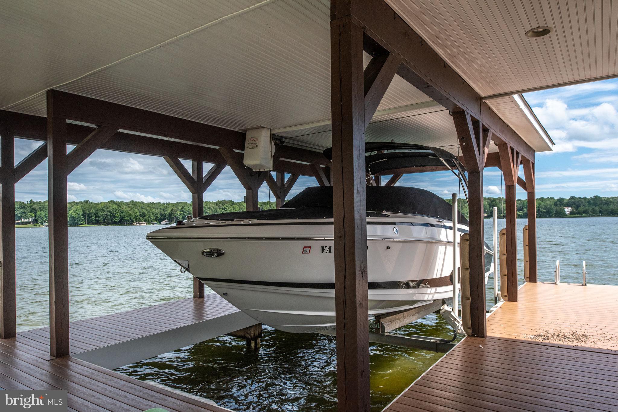 MAPLE SPRINGS - Residential