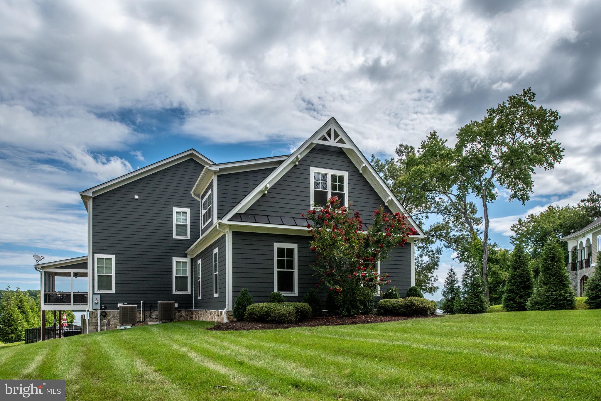 MAPLE SPRINGS - Residential