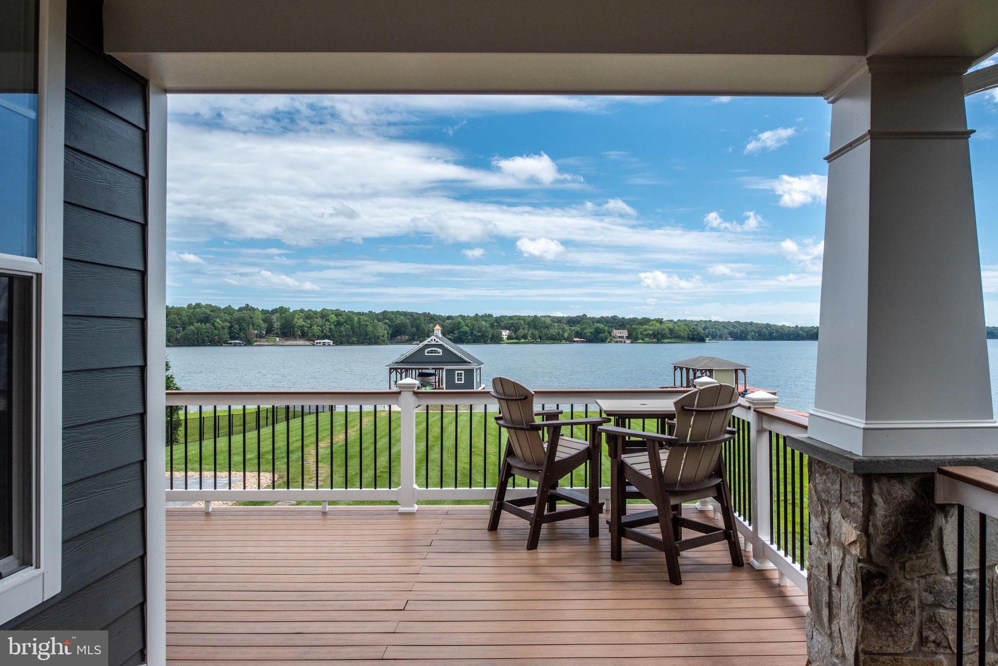 MAPLE SPRINGS - Residential