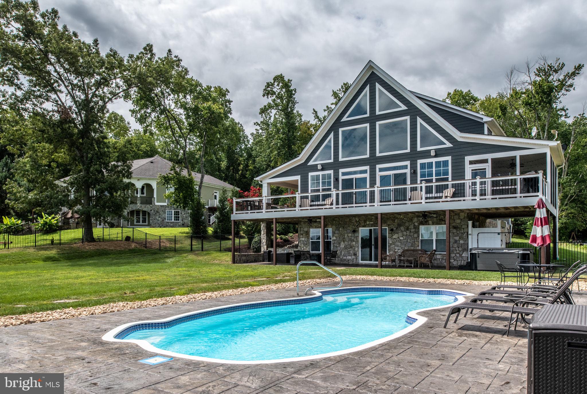 MAPLE SPRINGS - Residential